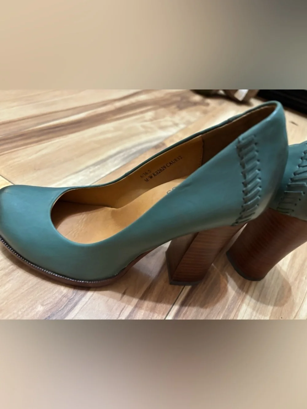 Kork-Ease Green Leather Simone Block Heel Pumps6